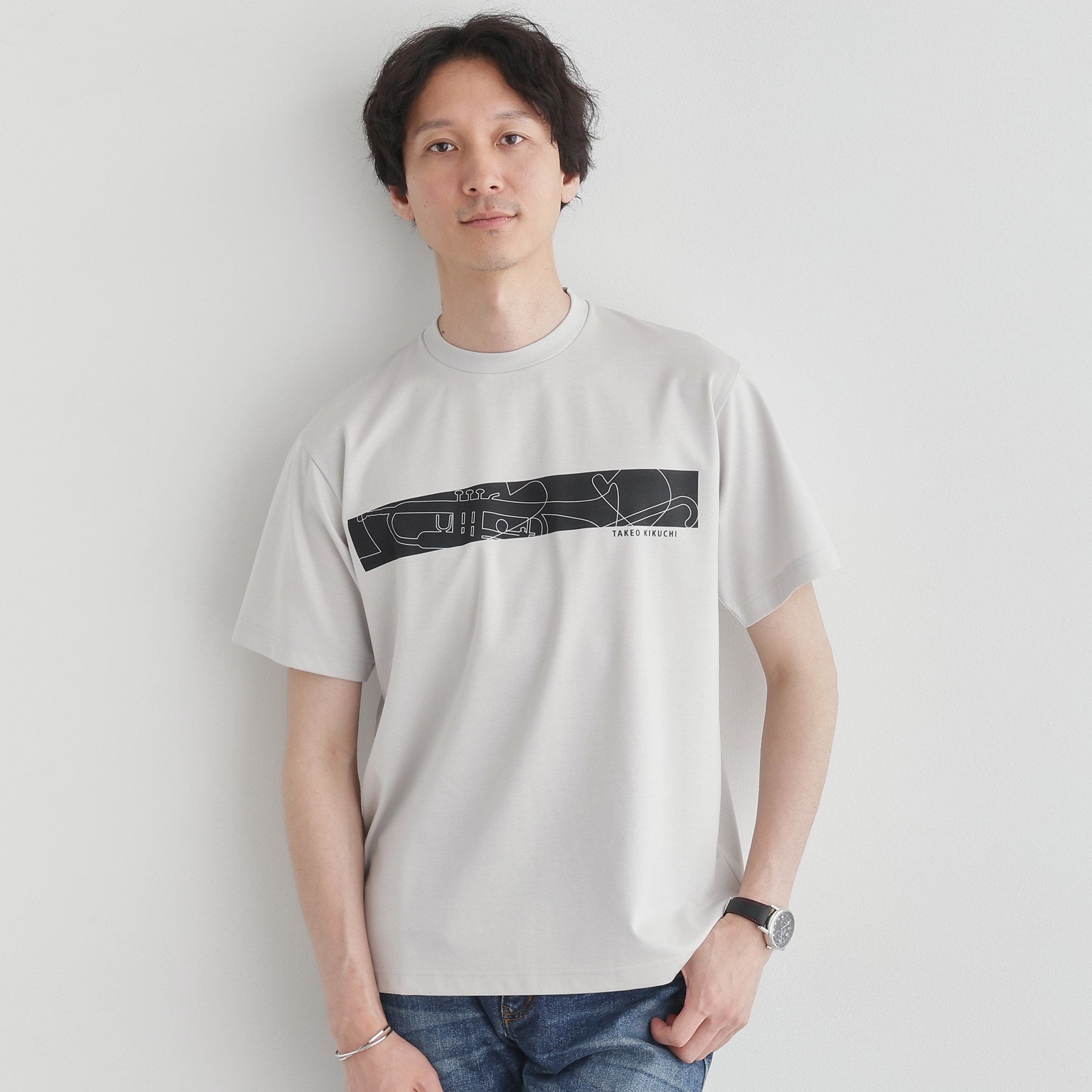 タケオキクチ TAKEO KIKUCHI バープリントポンチTシャツ （ライトグレー(010)） ライトグレー(010)