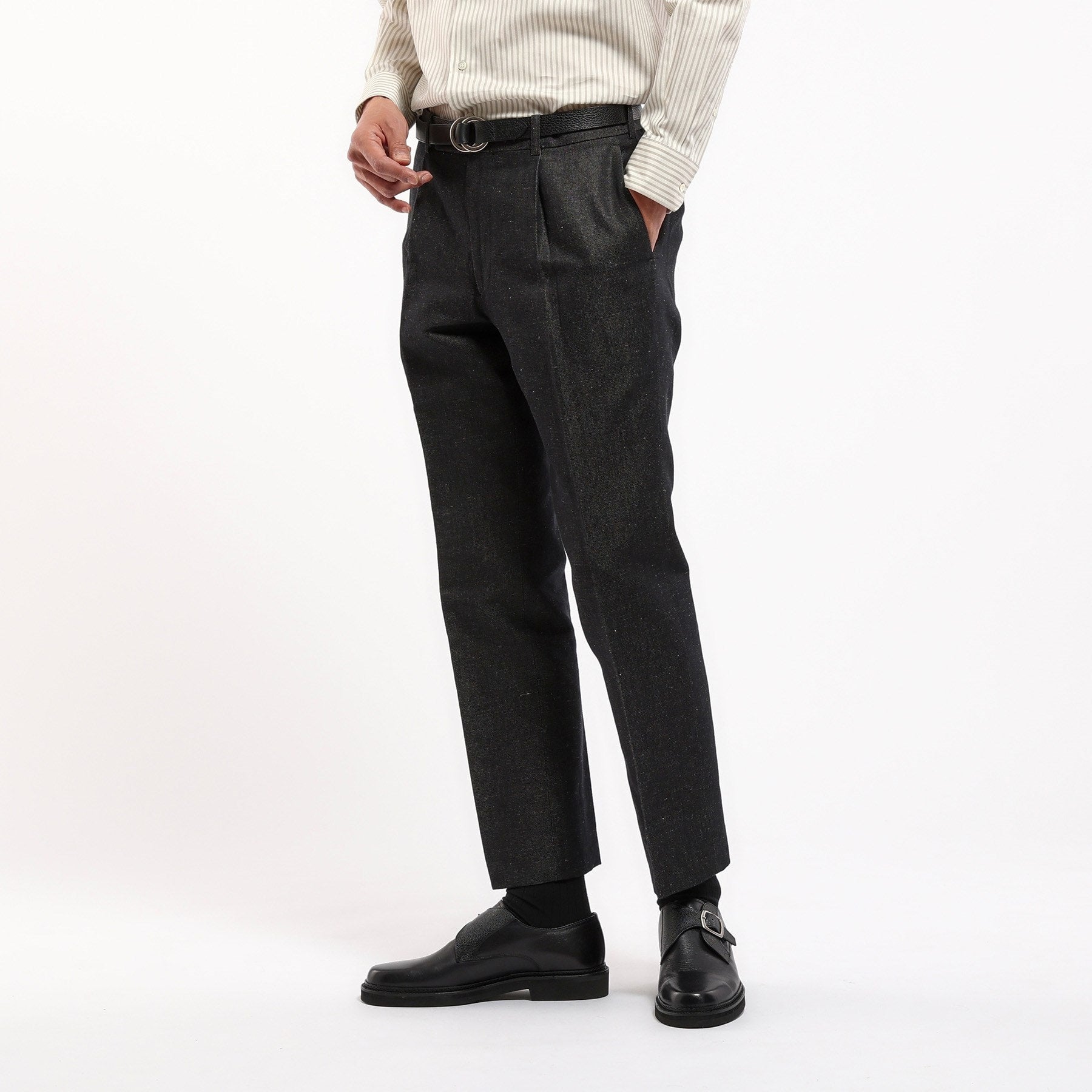 TAKEO KIKUCHI [THE FLAGSHIP] Cotton denim one-tuck pants