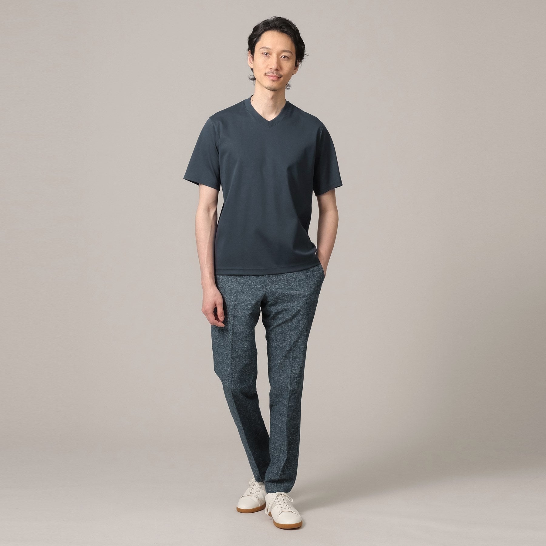 TAKEO KIKUCHI [Antibacterial and deodorant] [S size and up] Jacket inner short sleeve V cut and sew