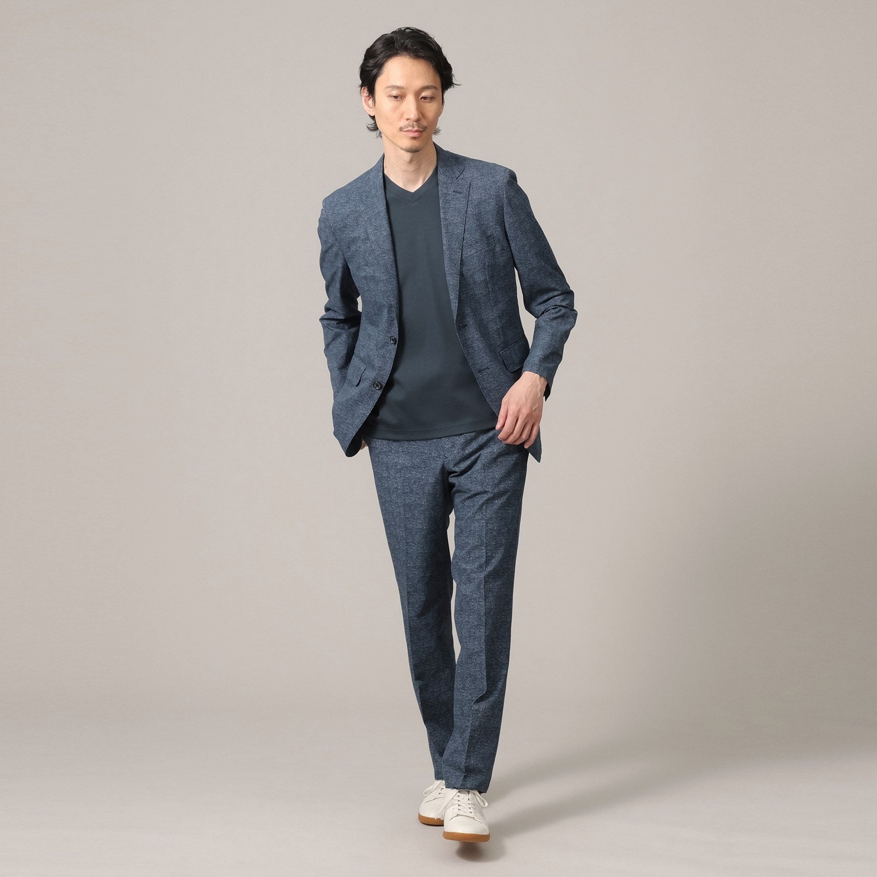 TAKEO KIKUCHI [Antibacterial and deodorant] [S size and up] Jacket inner short sleeve V cut and sew