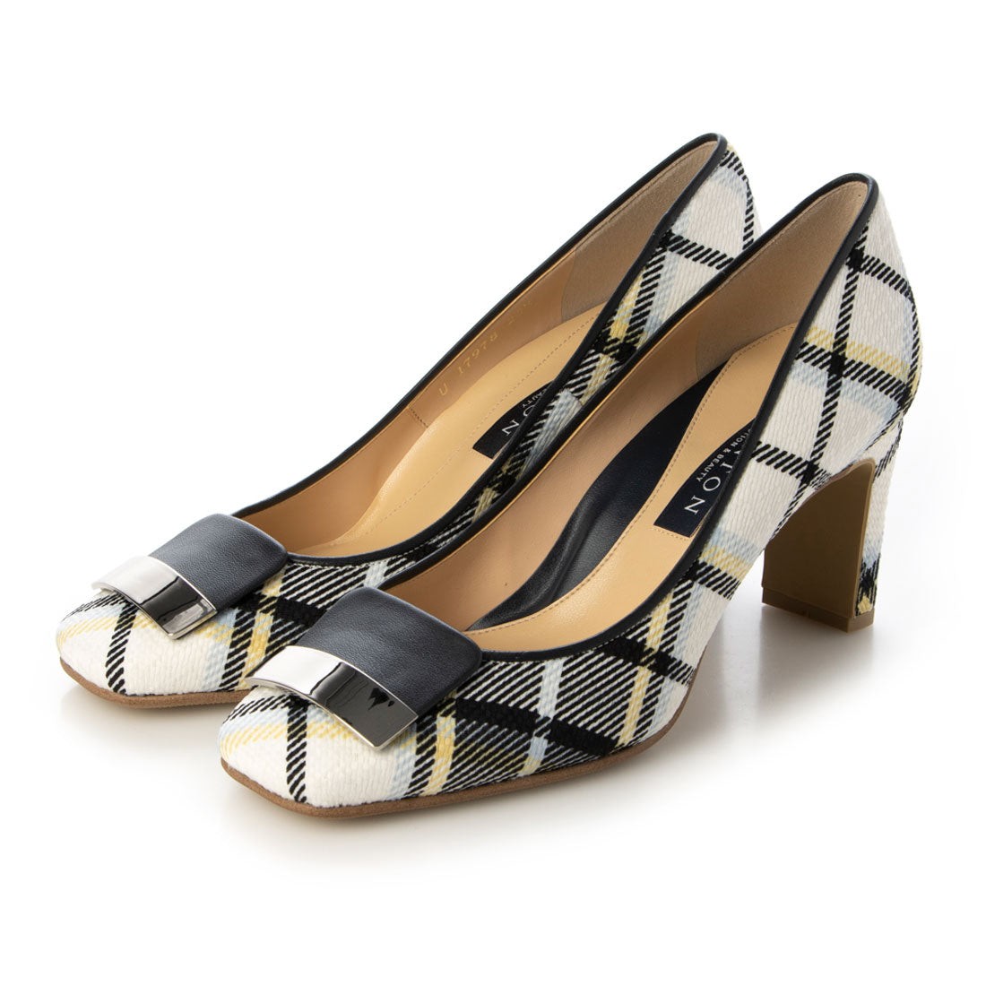 タラントン バイ ダイアナ TALANTON by DIANA プレート付きセットバックヒールパンプス,アイボリー生地