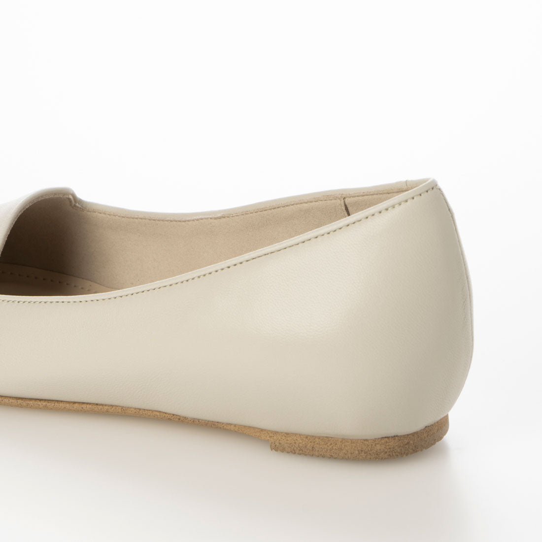 TALANTON by DIANA In-heel Round Toe Flat Shoes