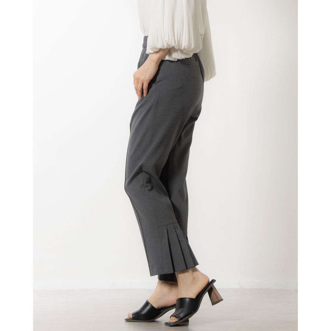 Tartaluga pleated hem pants