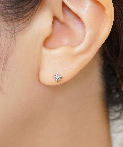 テイクアップ TAKE-UP 【Solo Pierce】[ セカンドピアス] Ptアイスブルーダイヤモンド フラワーハーフピアス