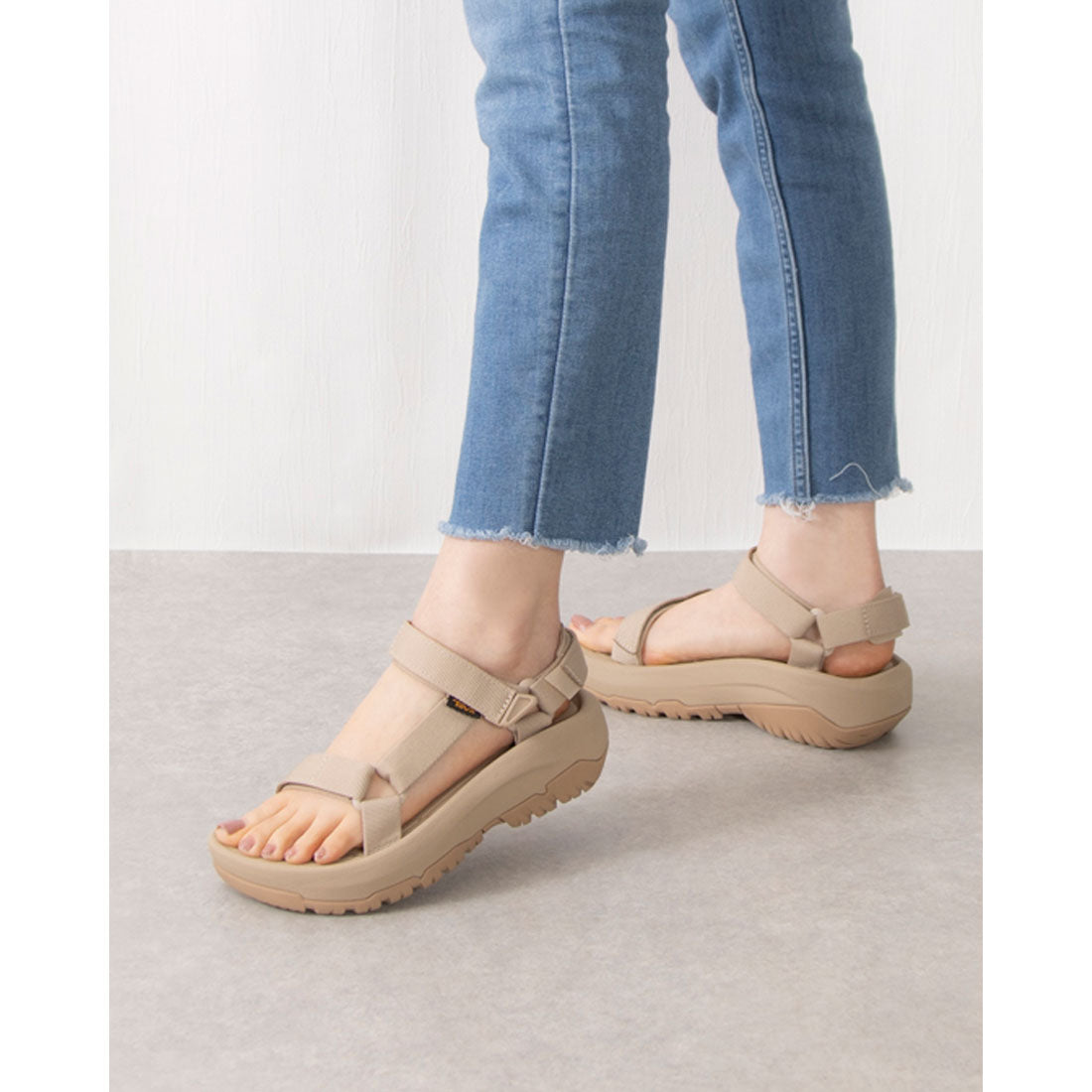 テバ Teva W HURRICANE XLT2 AMPSOLE （ブラック） ブラック