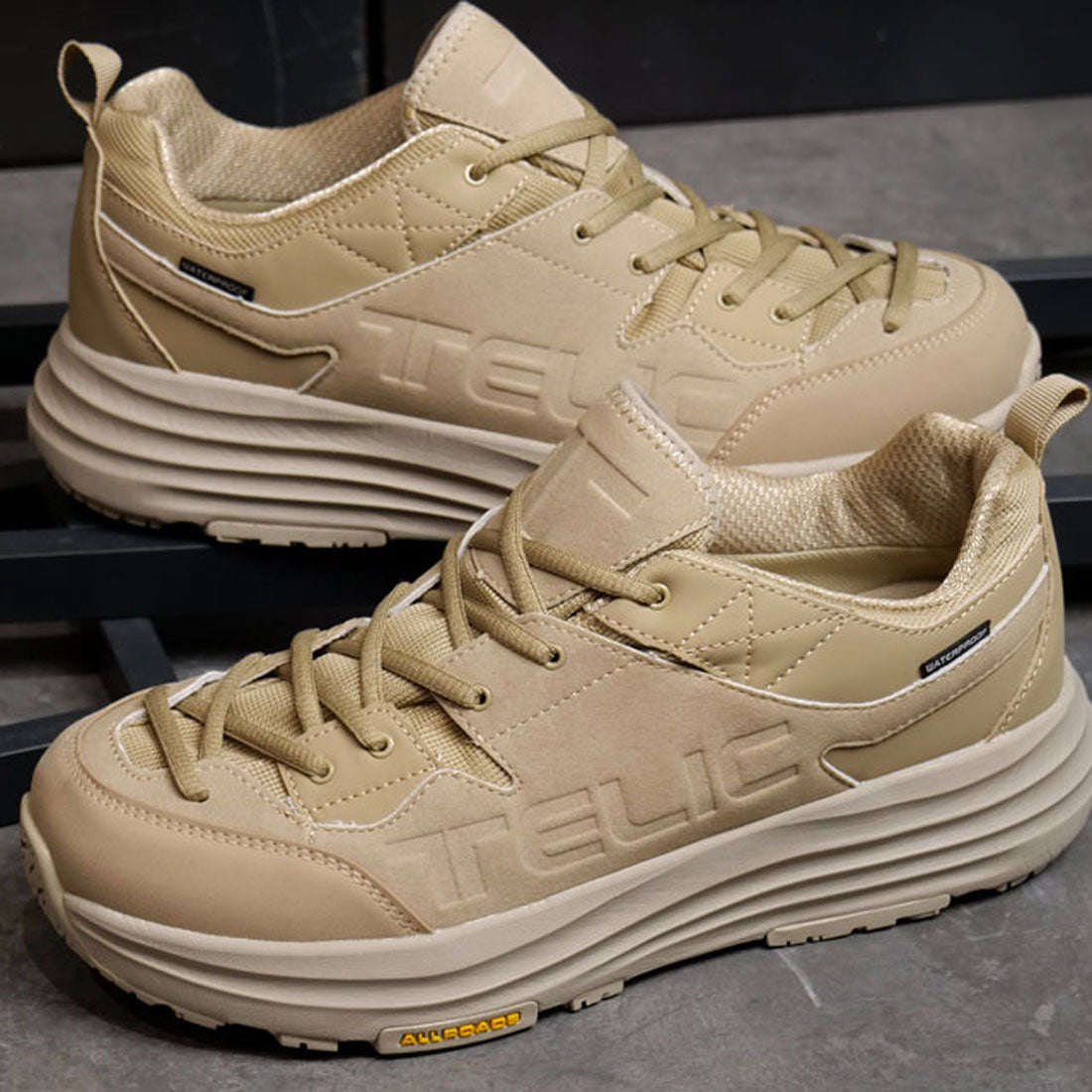 TELIC ALLROADS Beige