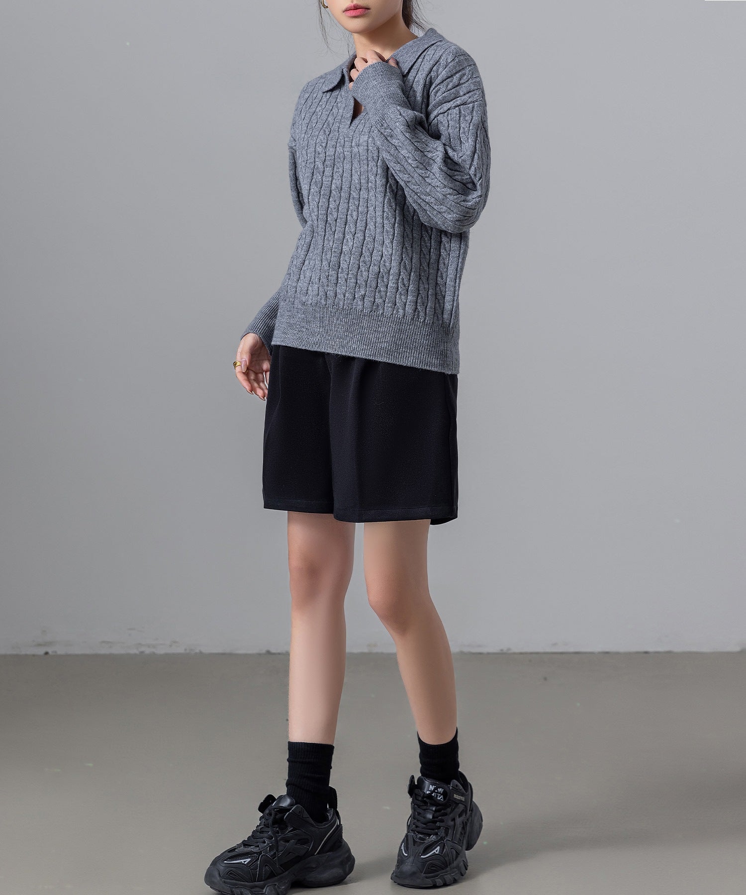 テディショップ Teddyshop レディース 冬に溶け込む生地感。クラシカルフロントタックハーフパンツ （ブラック） ブラック