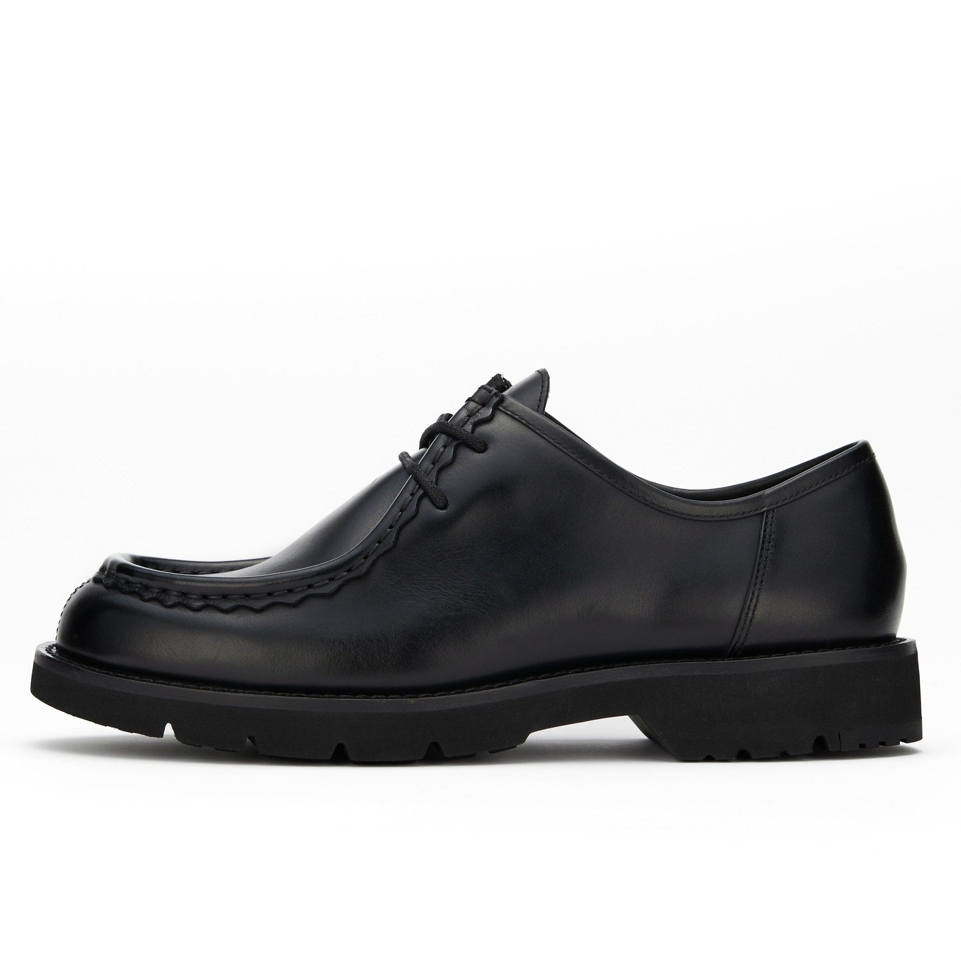 Slim Fit | Minimal Design × Rugged Thick Sole | Tyrolean