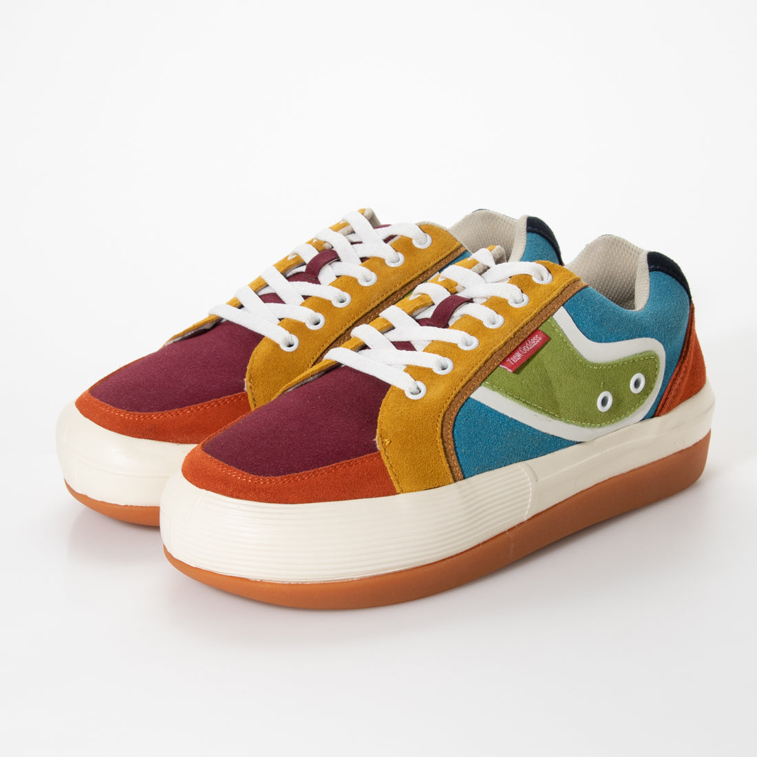 TEAM GODDESS Thick-soled striped sneakers