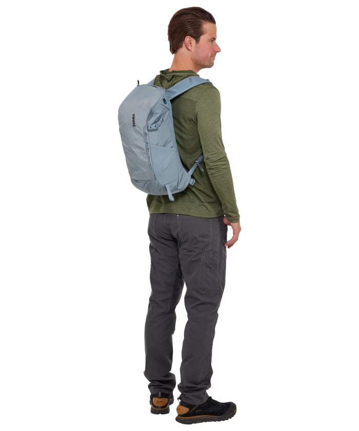 スーリー THULE スーリー THULE アウトドア AllTrail Daypack 18L Pond メンズ レディース バックパ （-） -