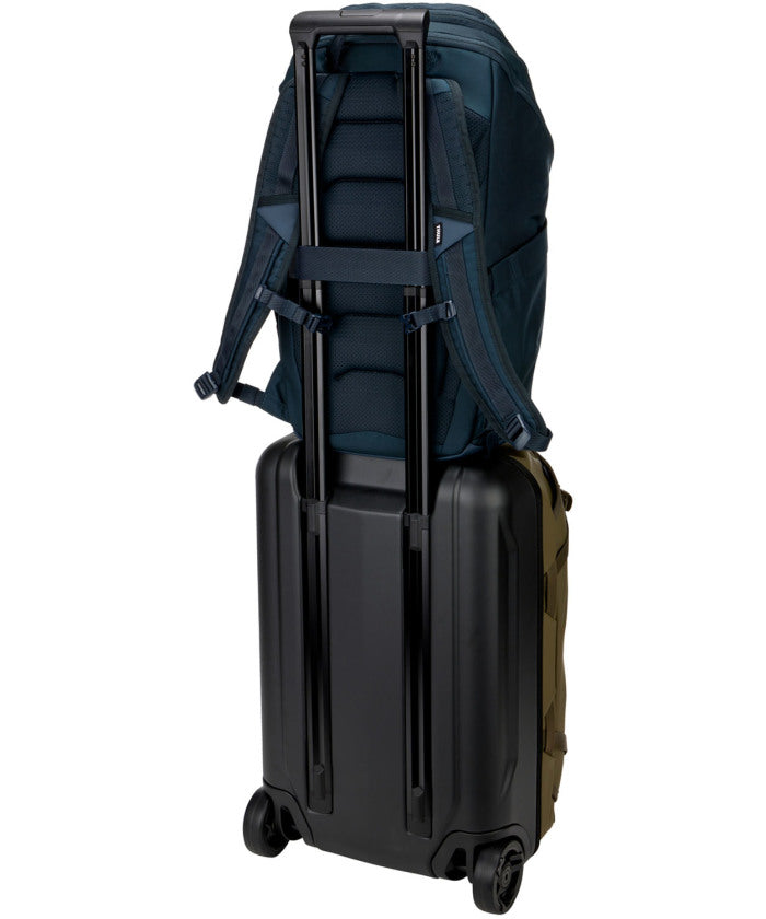 スーリー THULE スーリー THULE アウトドア THULE CHASM BACKPACK 26L 3205583 （DARKESTBLUE） DARKESTBLUE