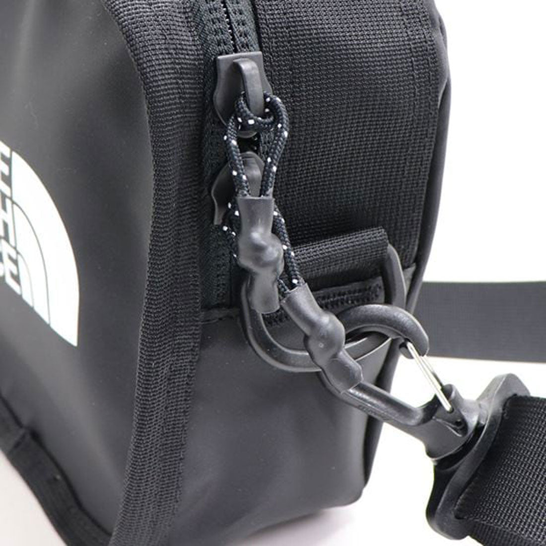 The North Face 白標 THE NORTH FACE WHITE LABEL The North Face 單肩包 THE NORTH FACE 黑色 NN2PN75A BLK