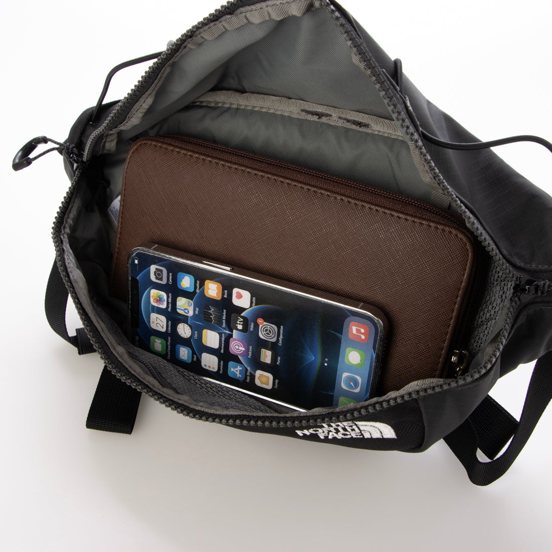 The North Face THE NORTH FACE TERRA LUMBAR 3L NF0A81EO Shoulder Bag Bo