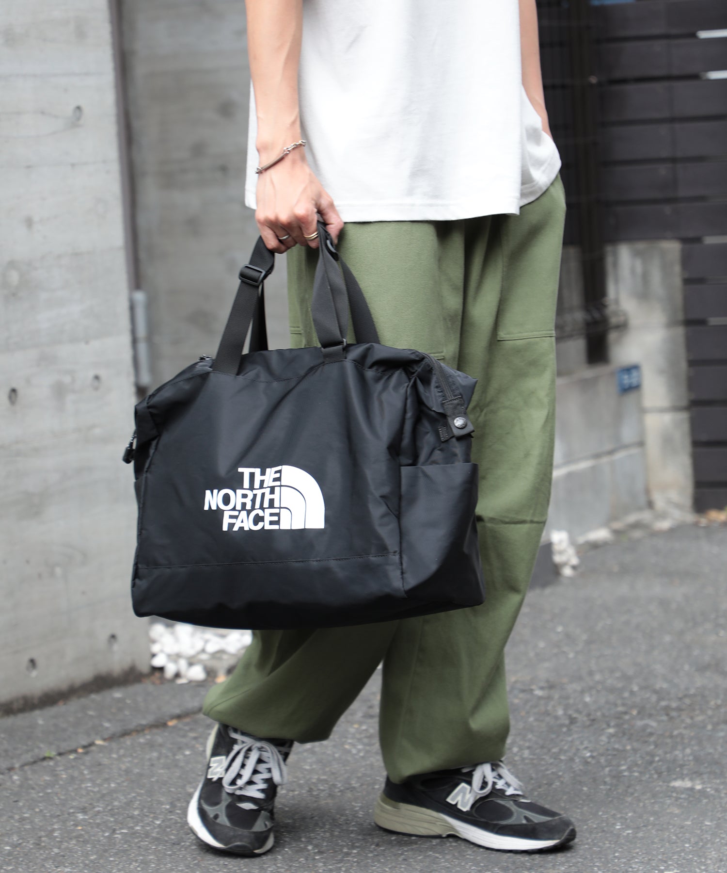 THE NORTH FACE ◎Immediate Delivery◎ Not Yet Available in Japan 【THE NORTH FACE / THE NORTH FACE】Light Duffle Bag / Boston Bag Large Capacity Travel Sports Gym