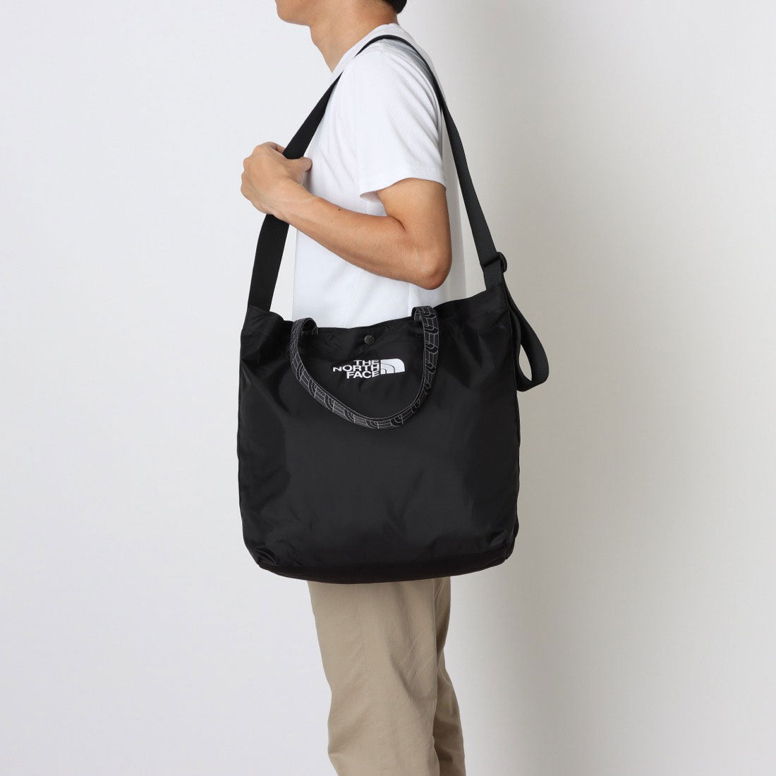 The North Face THE NORTH FACE URBAN TOTE Urban Tote Bag Men Women