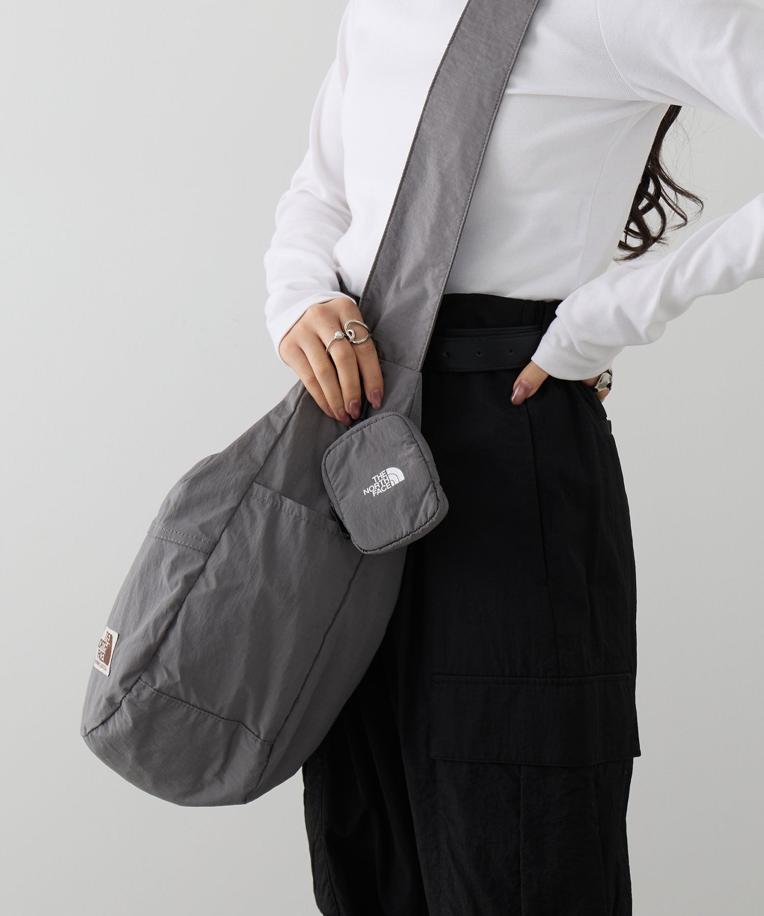 ザ・ノース・フェイス THE NORTH FACE WL HOBO SHOULDER BAG L NN2PR16 ショルダーバッグ （チャコールグレー） チャコールグレー