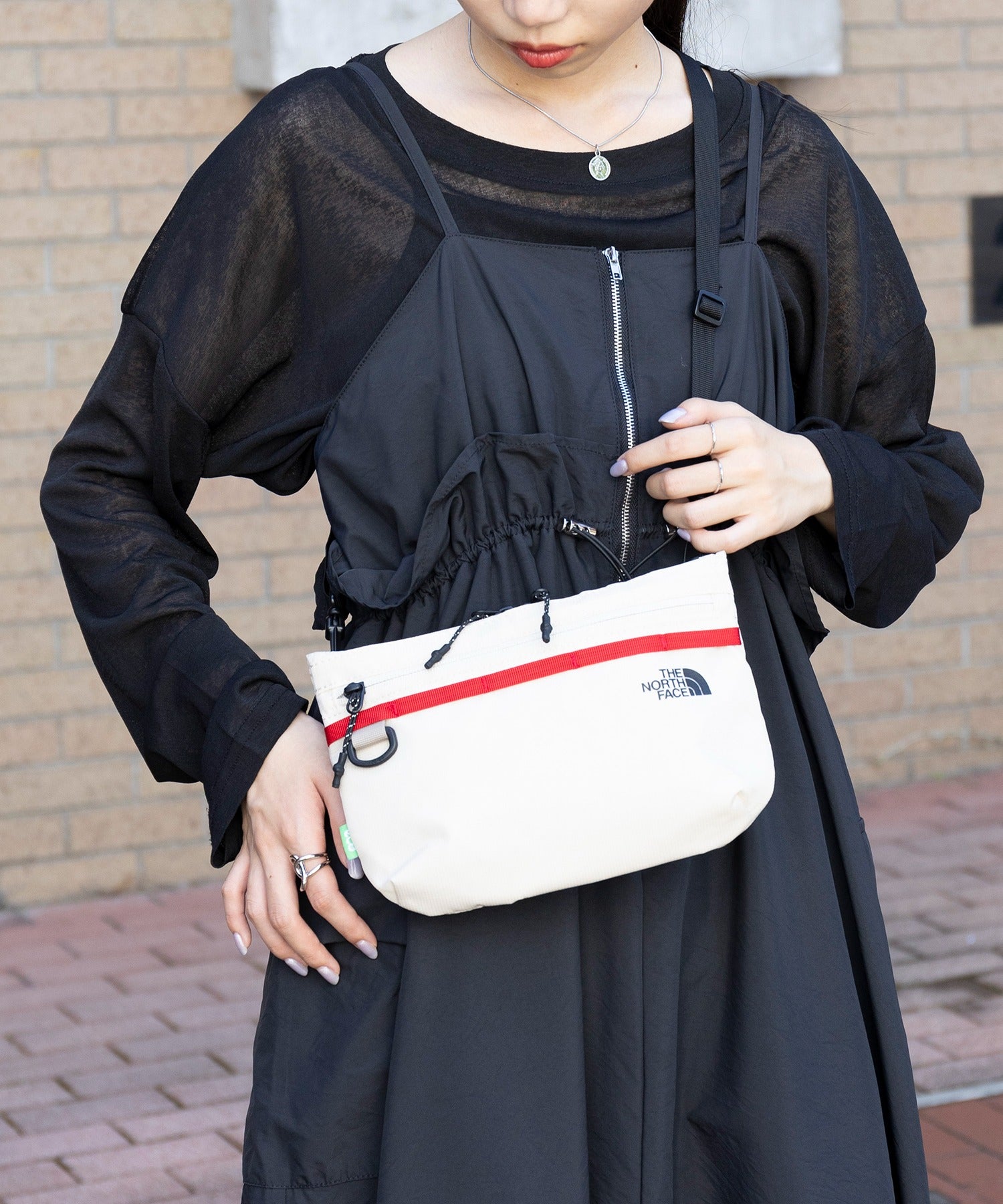 【THE NORTH FACE / ザ・ノースフェイス】ASCEND SLING BAG NN2PQ05A ショルダーバッグ メッセンジャーバッグ ブランドロゴ