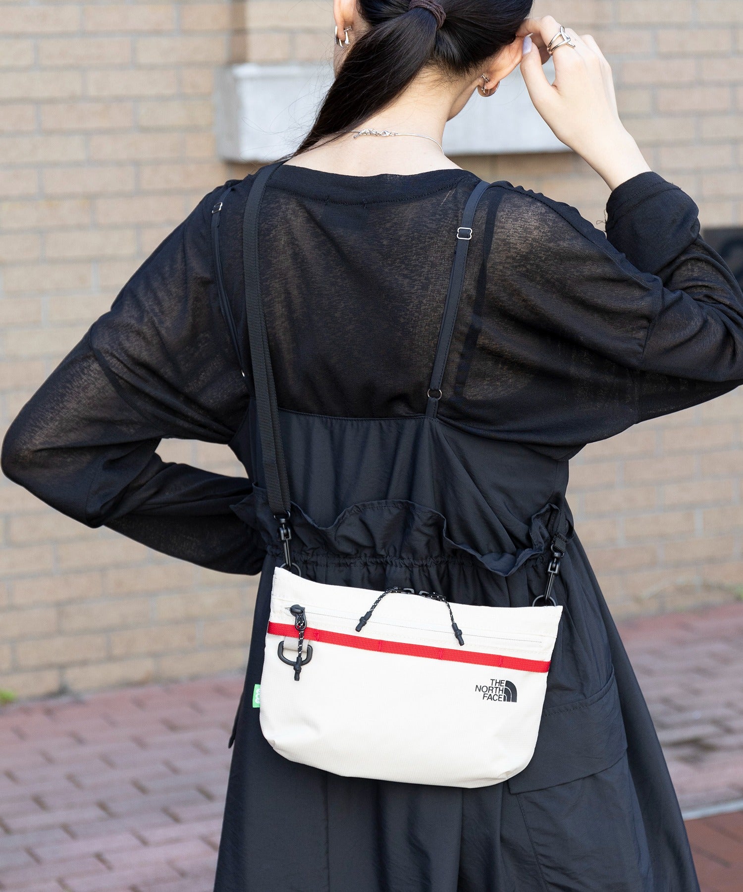 【THE NORTH FACE / ザ・ノースフェイス】ASCEND SLING BAG NN2PQ05A ショルダーバッグ メッセンジャーバッグ ブランドロゴ