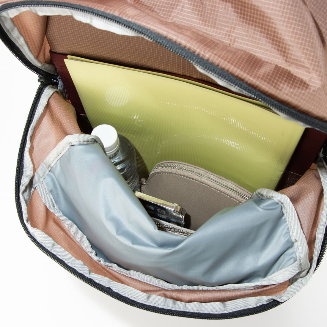 ザ・ノース・フェイス THE NORTH FACE ヘイジーデイパック バッグ （コニャック） コニャック