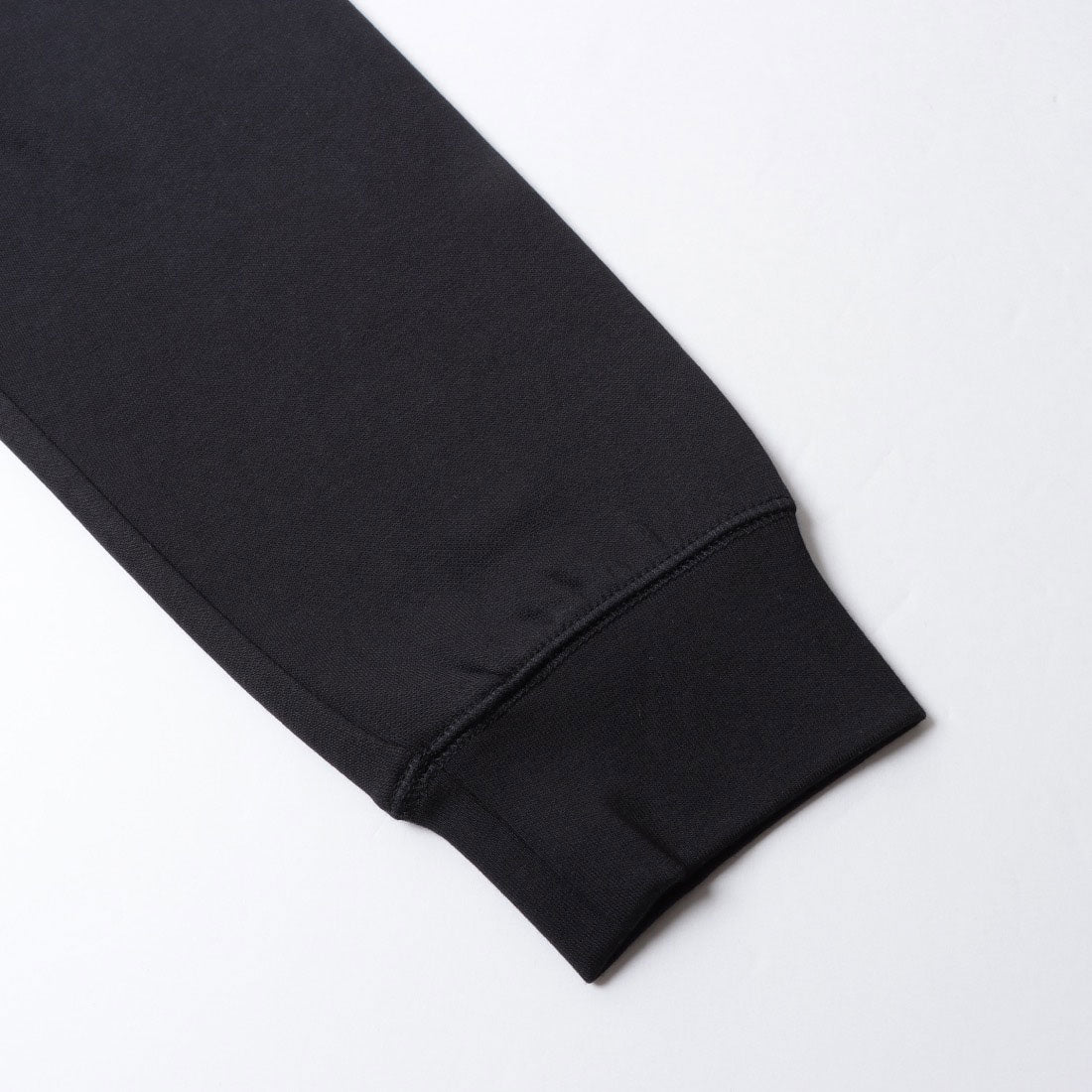 ザ・ノース・フェイス THE NORTH FACE 8EEE/W ESSENTIAL RELAXED HOODED DRESS パーカースウェットワンピース （ブラック） ブラック