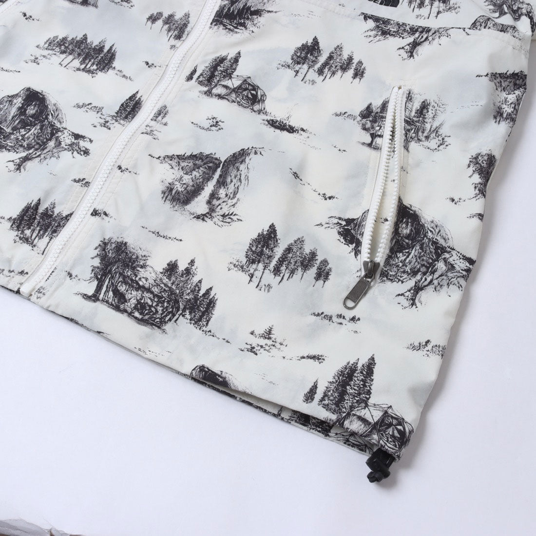The North Face Novelty Compact Jacket Shell Jacket
