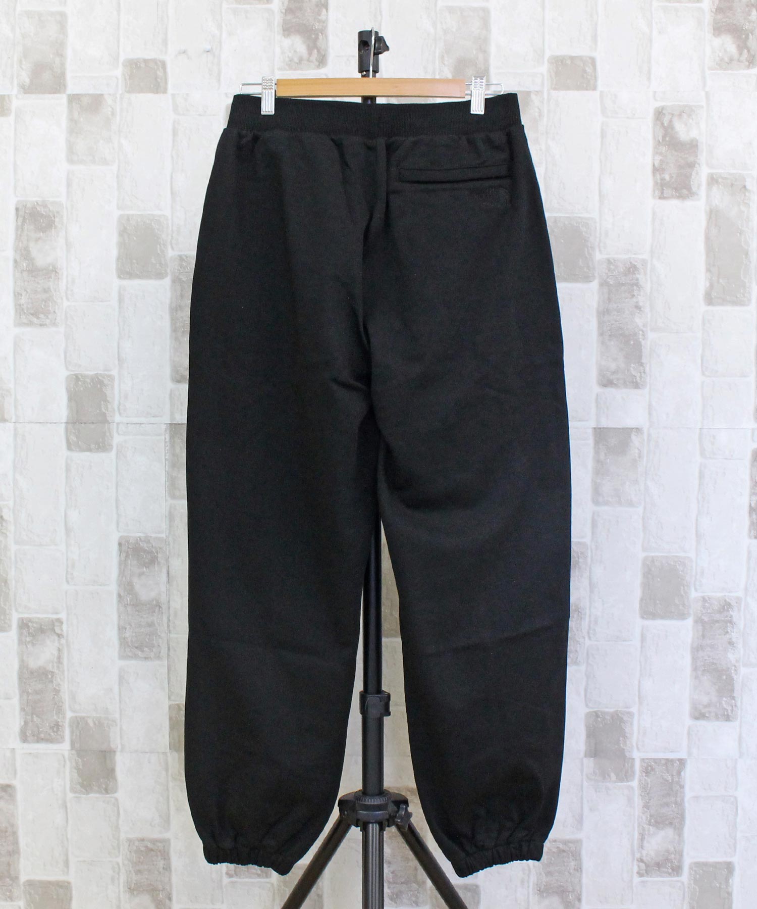 ザ・ノース・フェイス THE NORTH FACE ナンバーロゴ刺繍 スウェットパンツ GO-TO 1966 SWEATPANTS White Label Korea Line 韓国限定ライン メンズ ブランド （2-ブラック） 2-ブラック