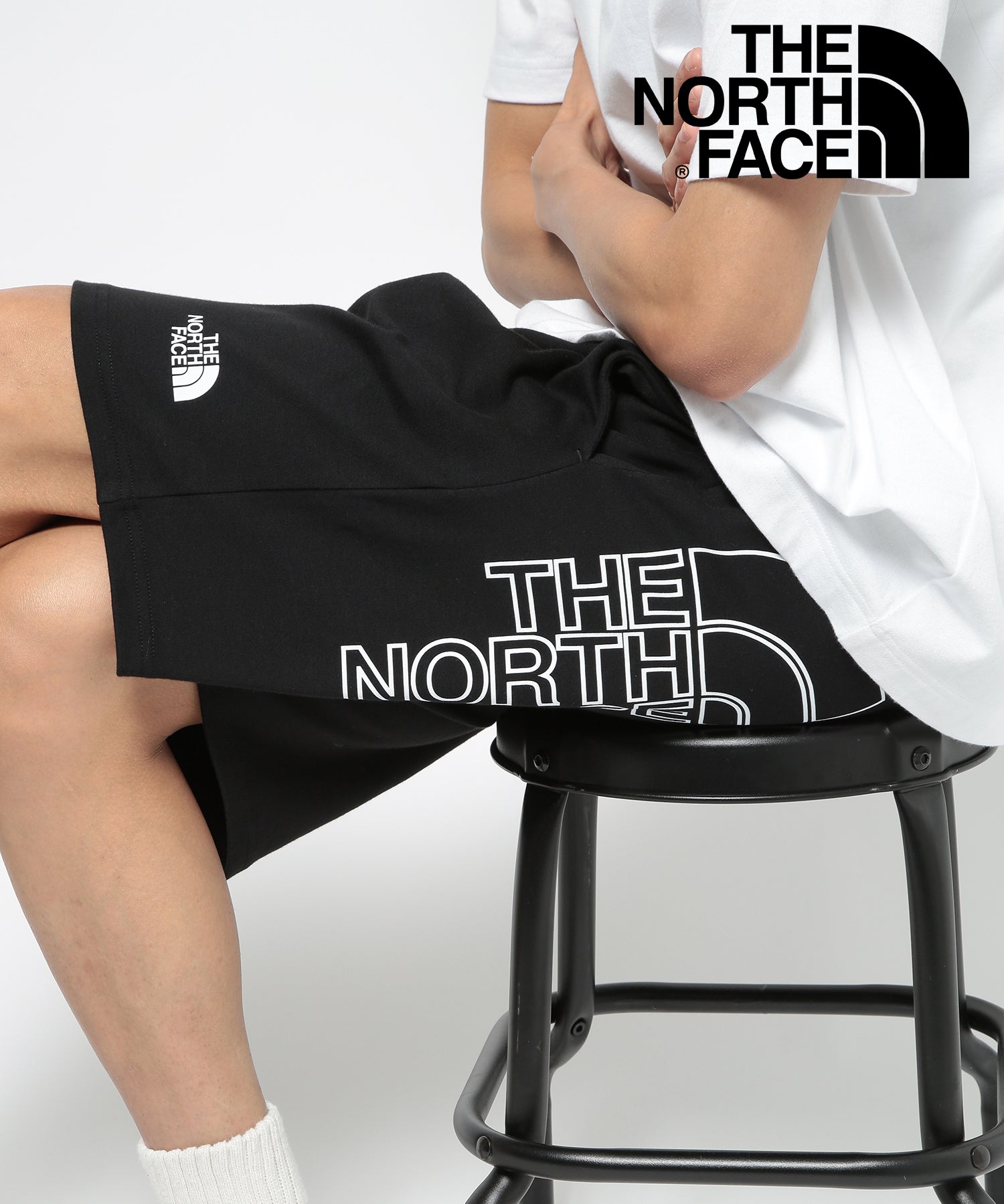 ザ・ノース・フェイス THE NORTH FACE 【THE NORTH FACE / ザ・ノースフェイス】GRAPHIC SHORT LIGHT ハーフパンツ ショートパンツ 半パン 3S4F,ブラック