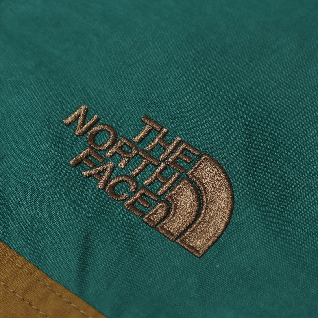 ザ・ノース・フェイス THE NORTH FACE コンパクトジャケット ジャケット （ホワイトデューン×Cカーキ） ホワイトデューン×Cカーキ