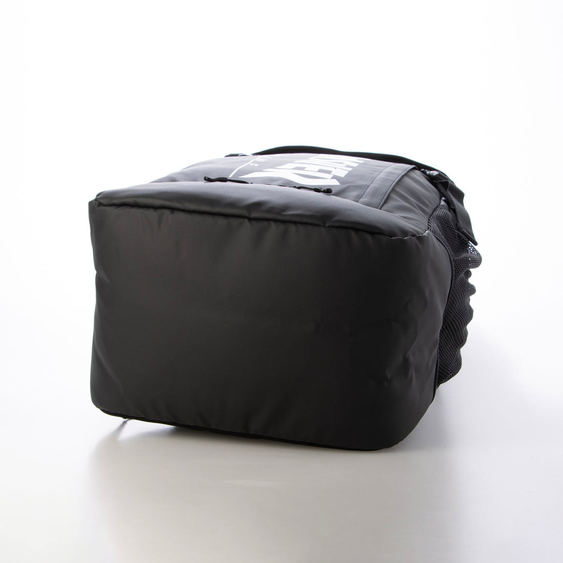 スラッシャー THRASHER THRASHER TH-R 34Lサイズ バックパック BIGLOGO （BLACK） BLACK