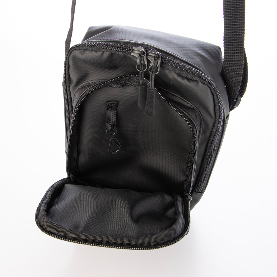 スラッシャー THRASHER THRASHER TH-T 縦型ショルダーバッグ （BLACKWHITE） BLACKWHITE