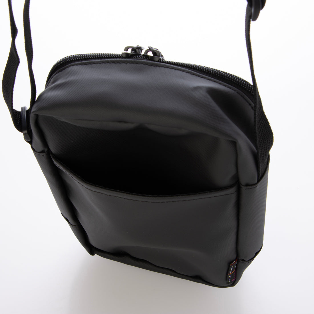スラッシャー THRASHER THRASHER TH-T 縦型ショルダーバッグ （BLACKWHITE） BLACKWHITE