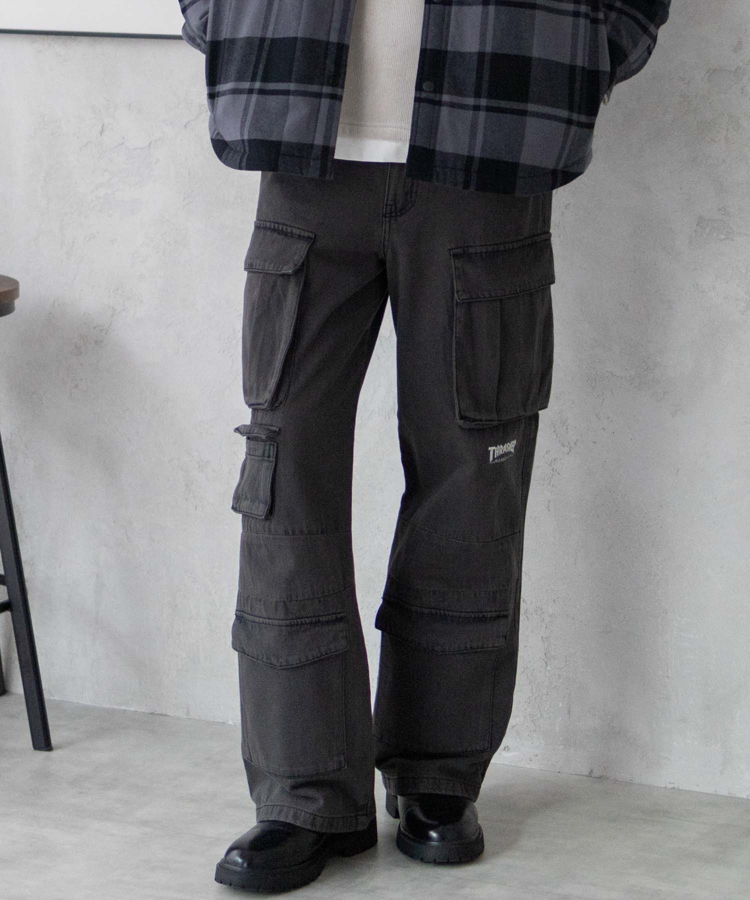 スラッシャー THRASHER 9ポケットデニムカーゴパンツ （ブラック） ブラック