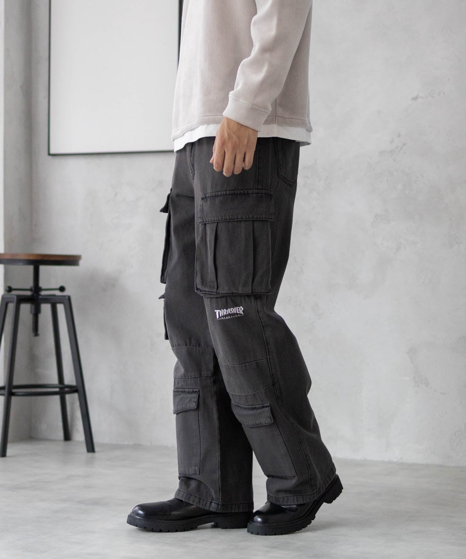 スラッシャー THRASHER 9ポケットデニムカーゴパンツ （ブラック） ブラック