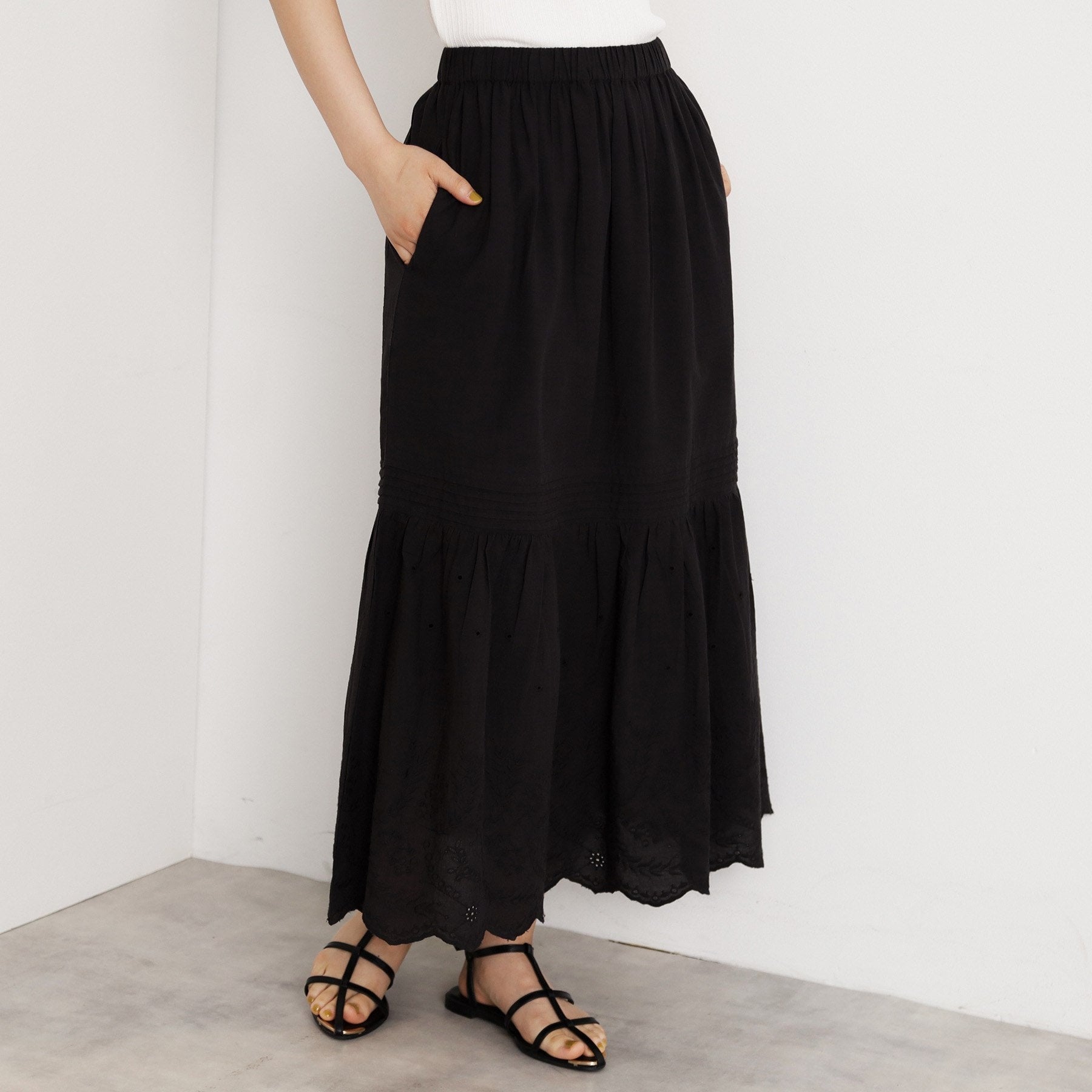 ザ ショップ ティーケー  (ウィメン) THE SHOP TK(Women) スカラップ刺繍スカート （ブラック(019)） ブラック(019)