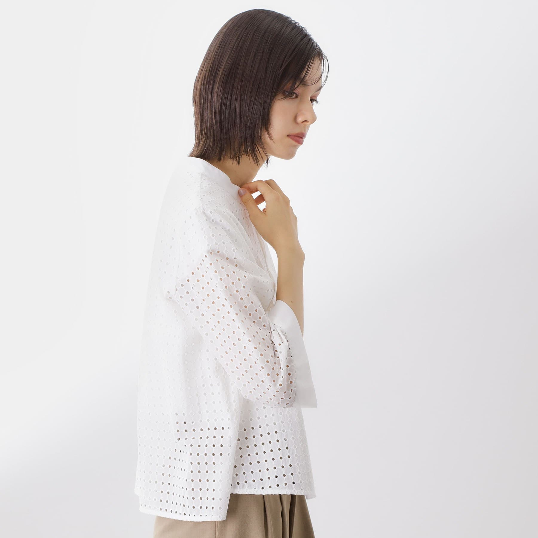 ザ ショップ ティーケー  (ウィメン) THE SHOP TK(Women) サークル刺繍ショート丈シャツ （ブラック(019)） ブラック(019)