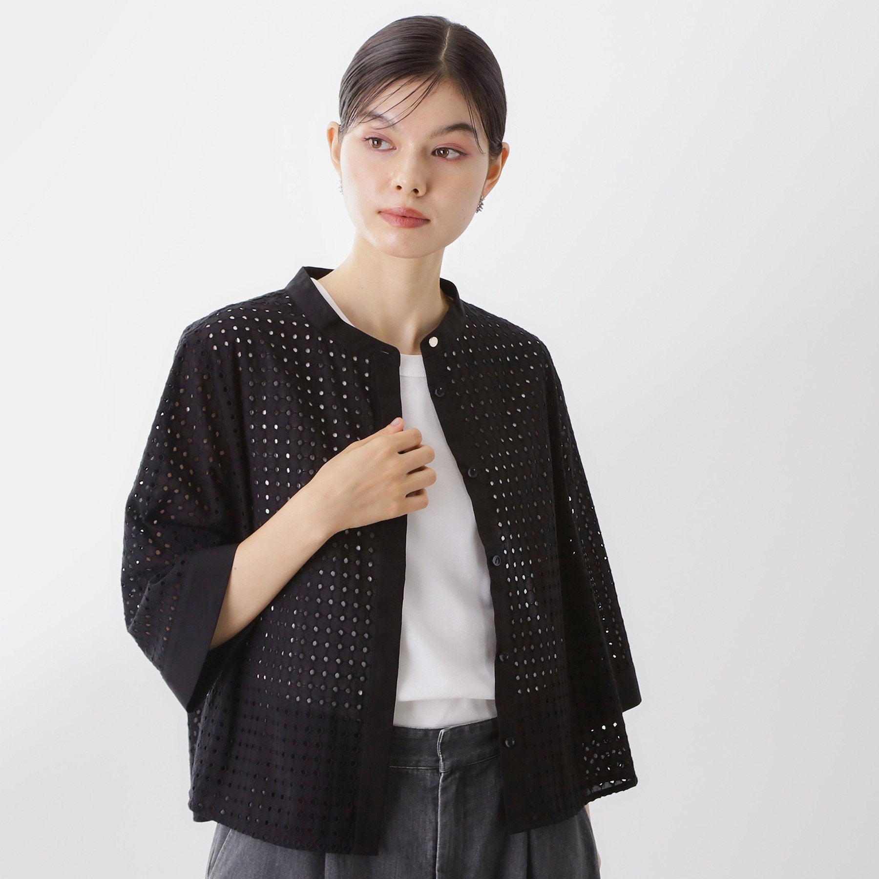 ザ ショップ ティーケー  (ウィメン) THE SHOP TK(Women) サークル刺繍ショート丈シャツ （ブラック(019)） ブラック(019)