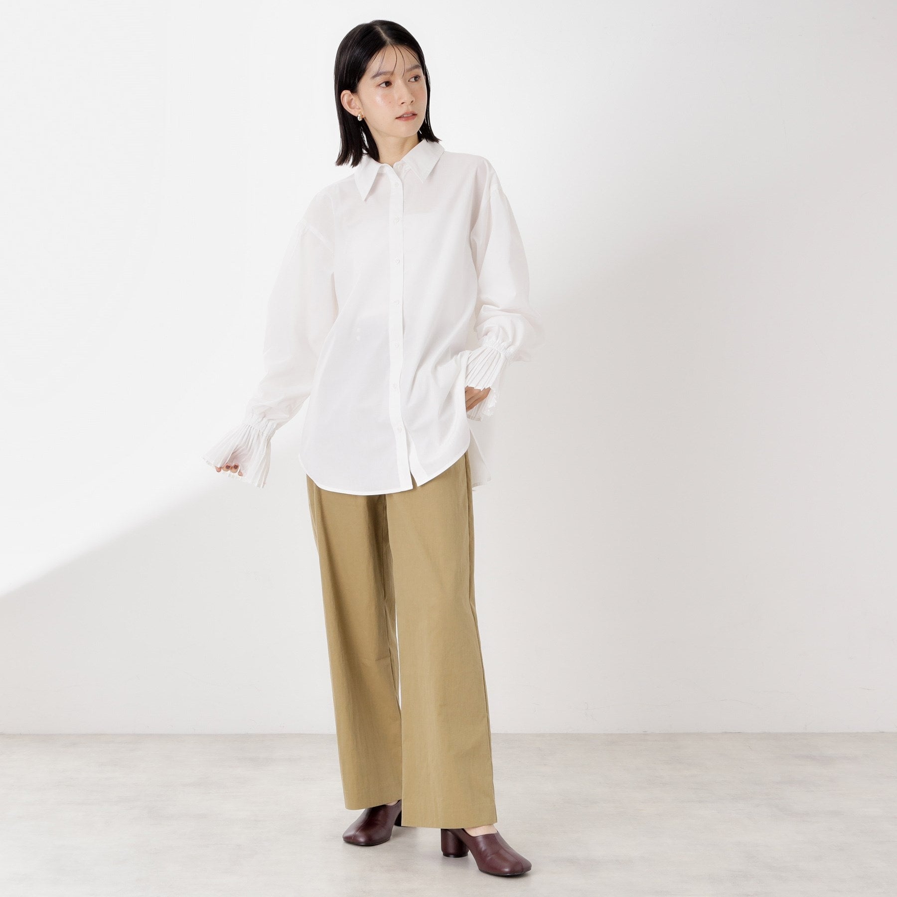 ザ ショップ ティーケー  (ウィメン) THE SHOP TK(Women) 袖プリーツシャツ （スミクロ(018)） スミクロ(018)