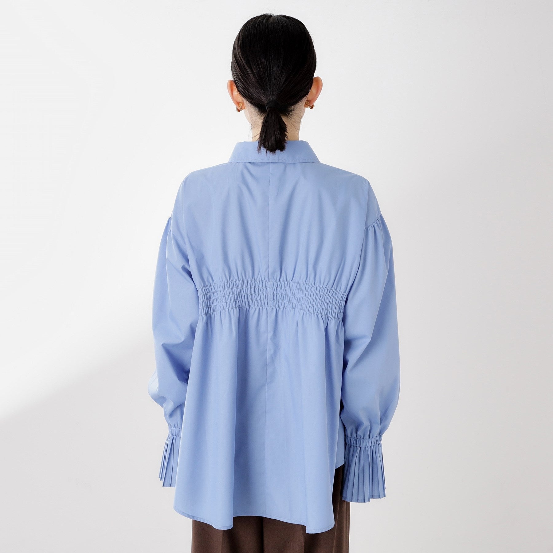 ザ ショップ ティーケー  (ウィメン) THE SHOP TK(Women) 袖プリーツシャツ （スミクロ(018)） スミクロ(018)
