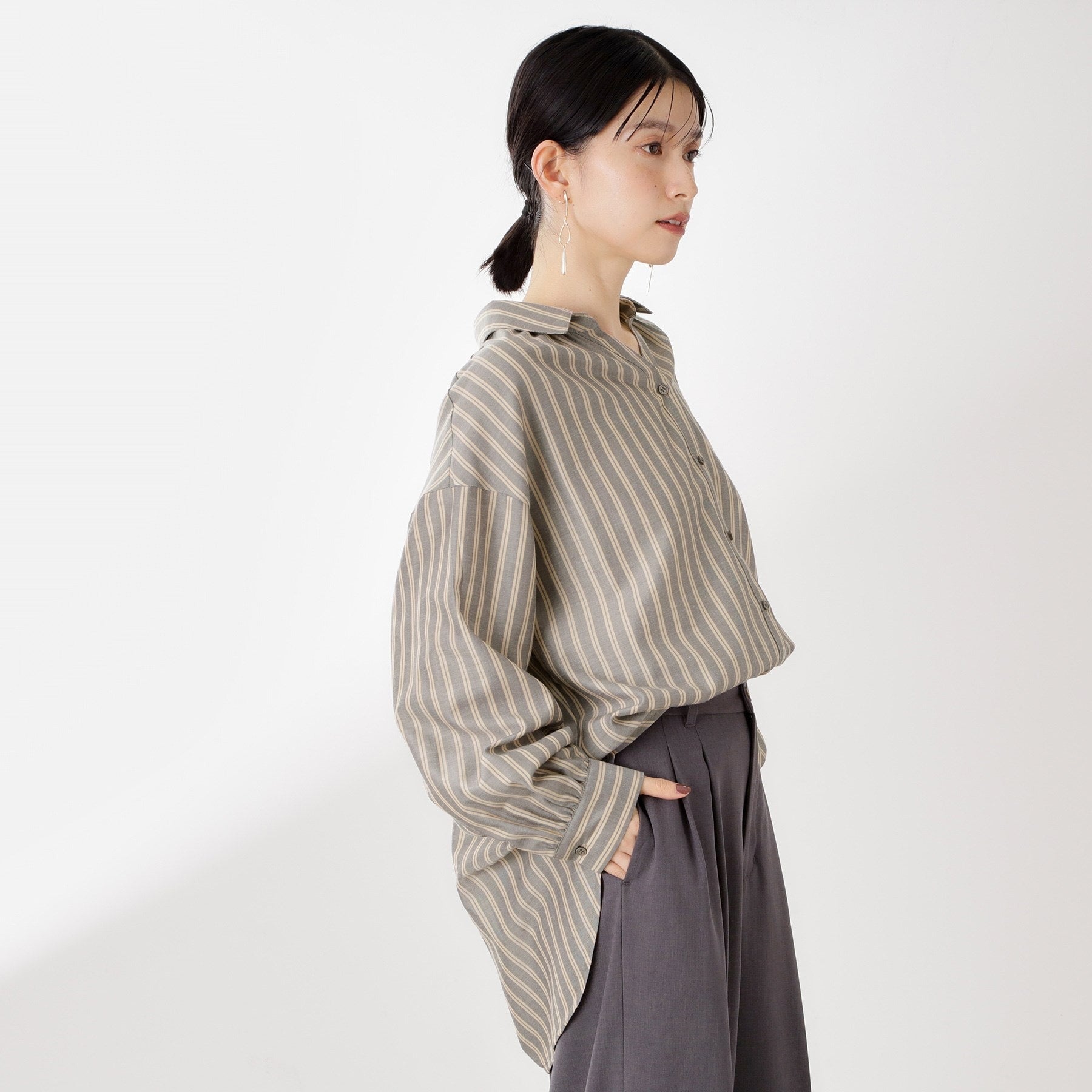 ザ ショップ ティーケー  (ウィメン) THE SHOP TK(Women) バックシャーリングブラウス （アイボリー(304)） アイボリー(304)