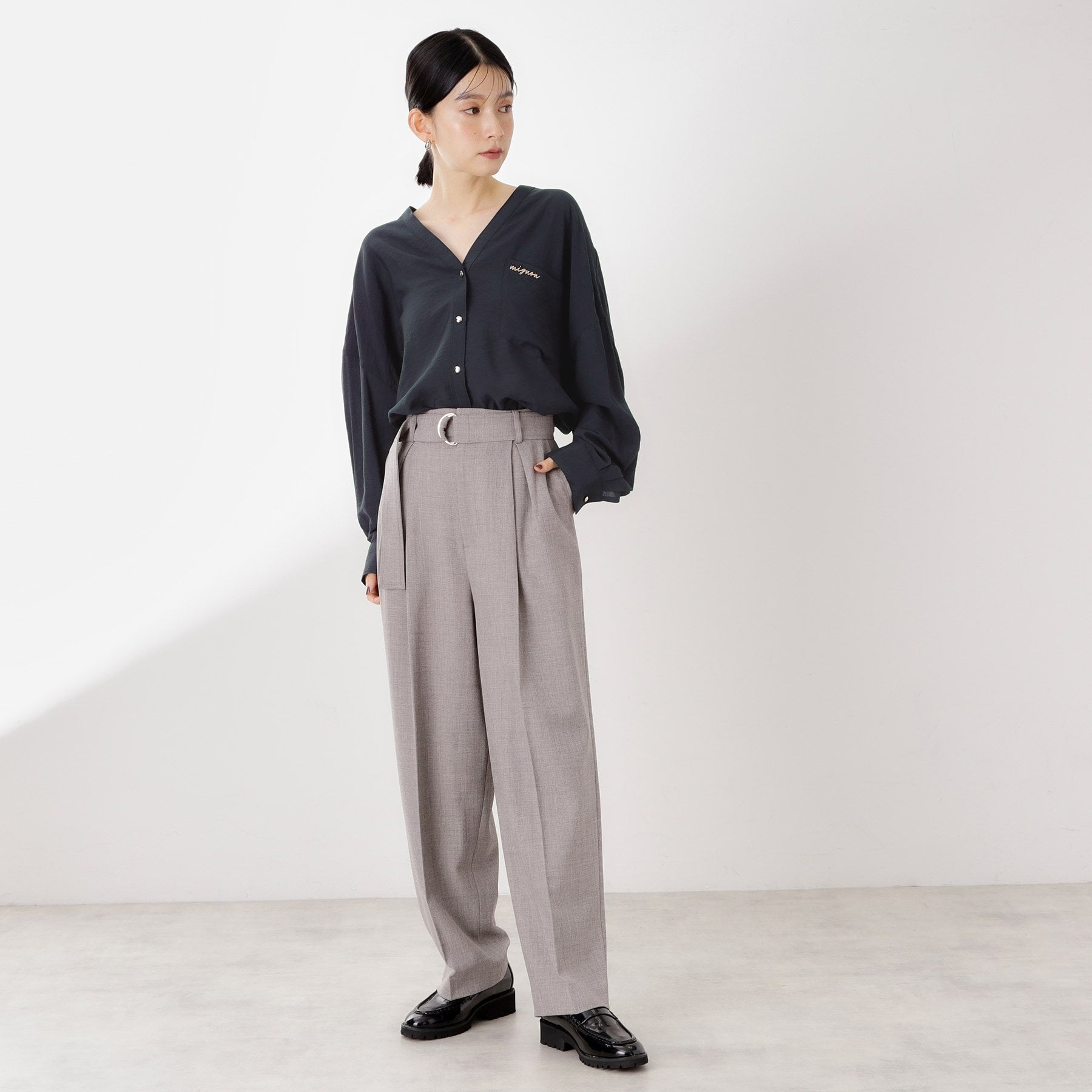 ザ ショップ ティーケー  (ウィメン) THE SHOP TK(Women) イレヘム刺繍ポケットシャツ （ネイビー(094)） ネイビー(094)