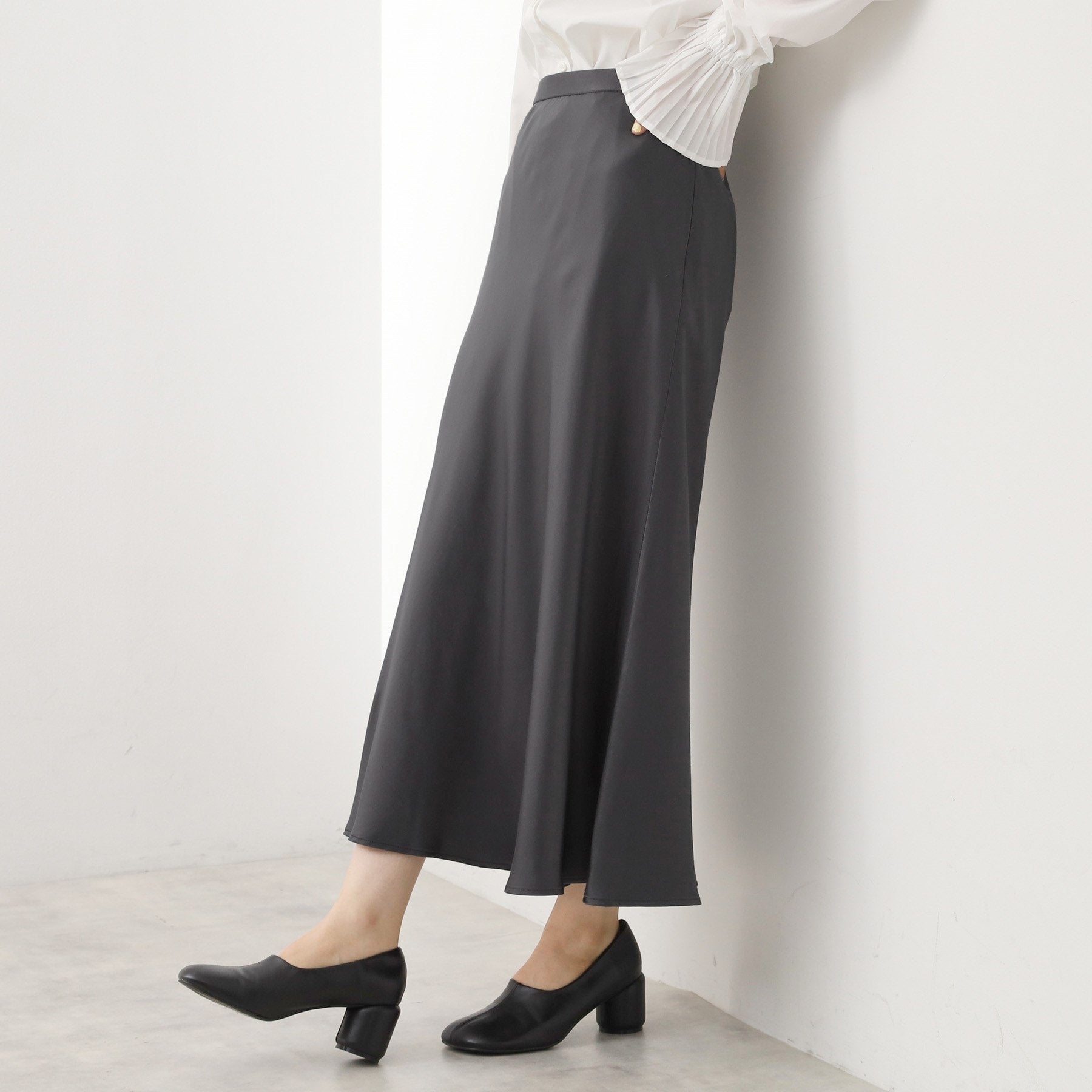 ザ ショップ ティーケー  (ウィメン) THE SHOP TK(Women) サテンAラインスカート （スミクロ(018)） スミクロ(018)