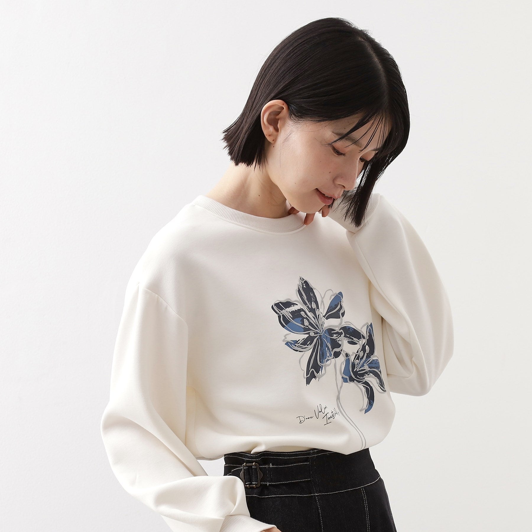 THE SHOP TK Cardboard Logo Pullover