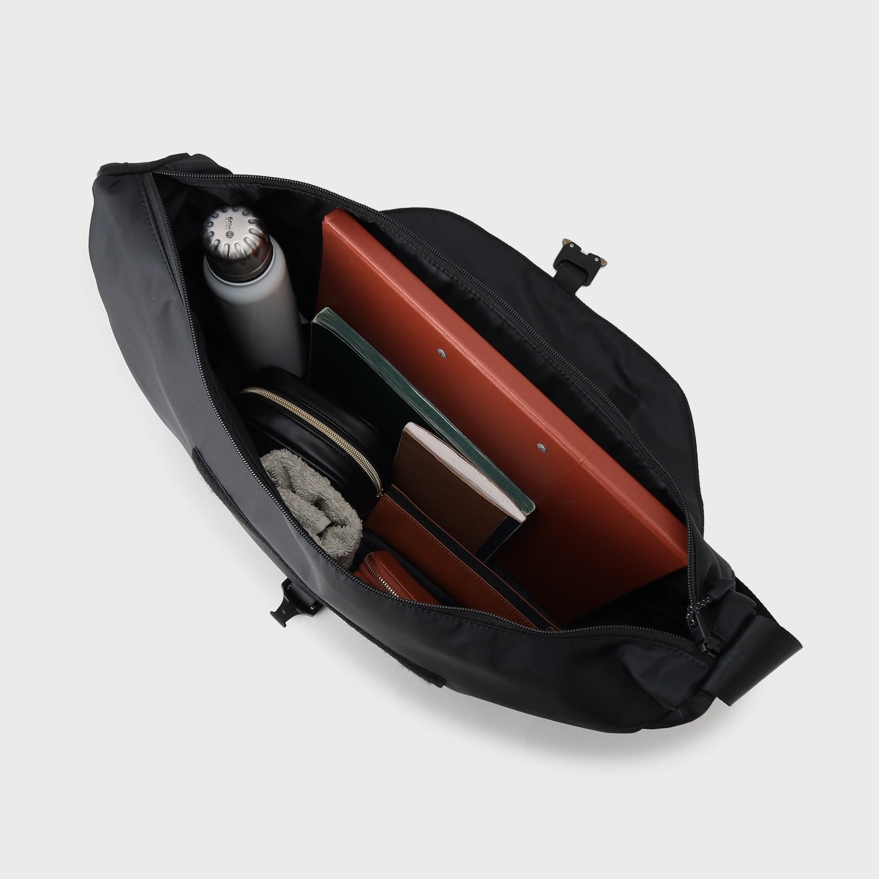 ザ ショップ ティーケー(メンズ) THE SHOP TK(Men) メタルバックルメッセンジャーバッグ （ブラック(019)） ブラック(019)