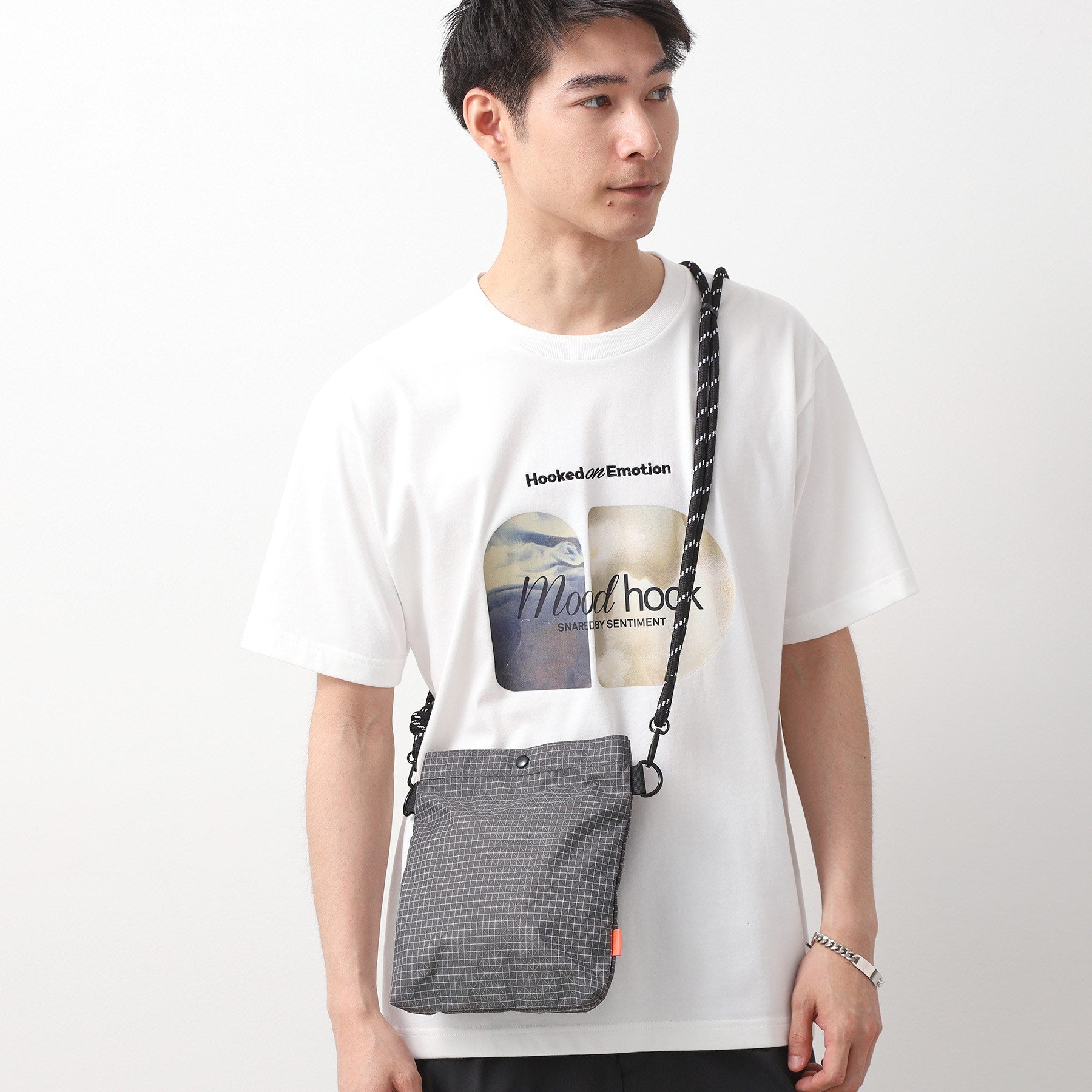 ザ ショップ ティーケー(メンズ) THE SHOP TK(Men) ナイロンスクエアサコッシュ ユニセックス／軽量 （ベージュ(052)） ベージュ(052)