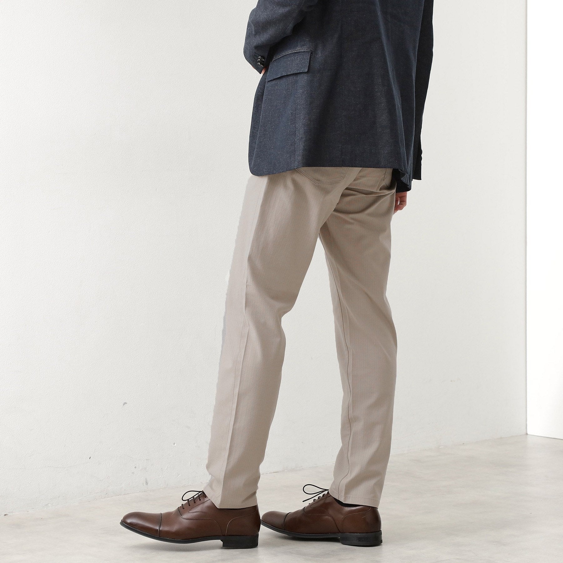 ザ ショップ ティーケー(メンズ) THE SHOP TK(Men) 【オールシーズン穿ける！】7DAYSストレッチへリンボンパンツ ON⇔OFF兼用 （チャコールグレー(814)） チャコールグレー(814)