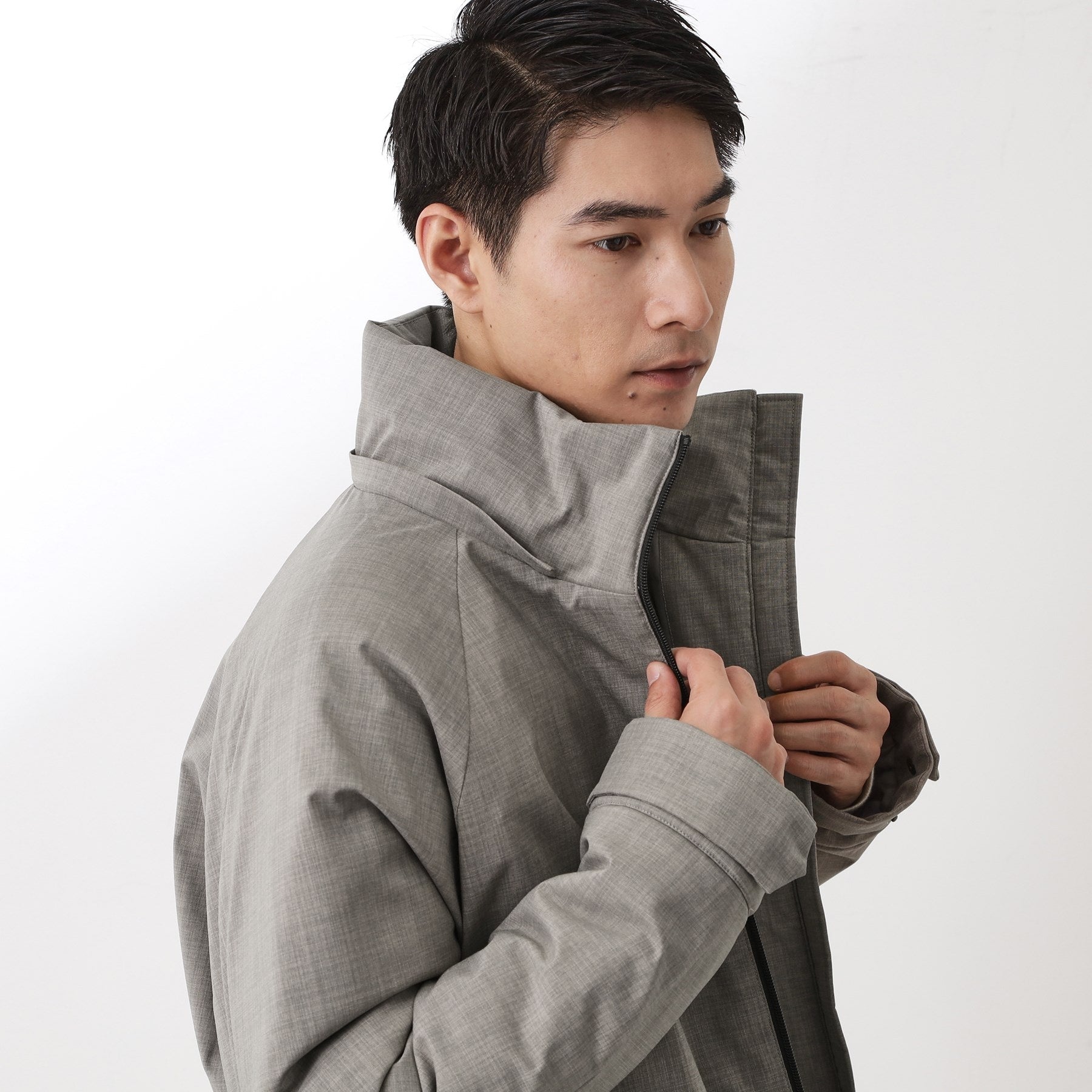 ザ ショップ ティーケー(メンズ) THE SHOP TK(Men) SORONA／ソロナ 中綿2WAYブルゾン 【防風／洗濯機OK／フード脱着可】 （ブラック(019)） ブラック(019)