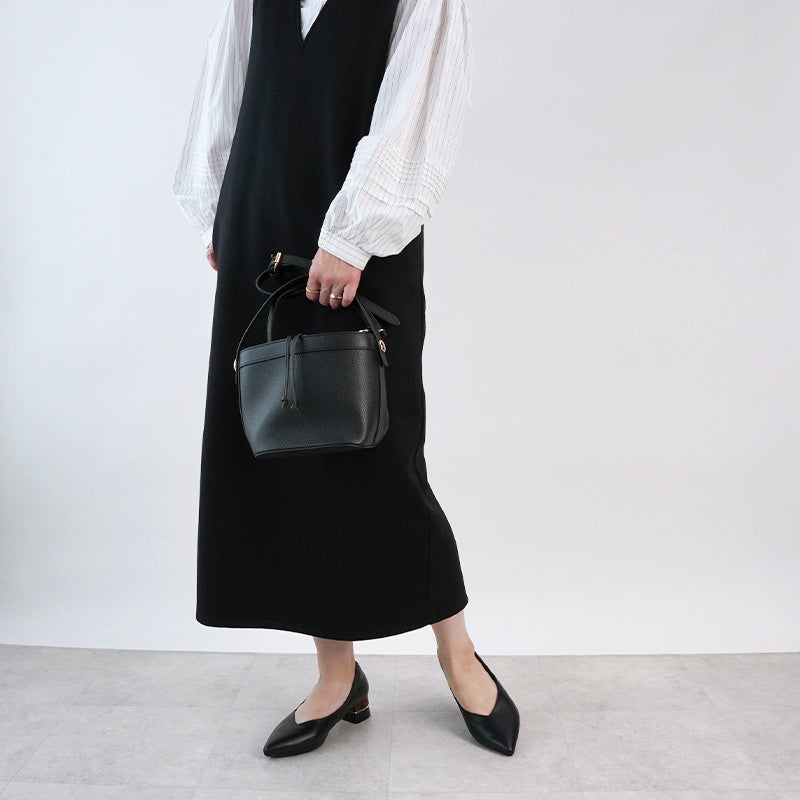 リリオブランコ Lirio blanco パンプス ポインテッドトゥ 4cm 太ヒール チャンキーヒール 25春夏新作 走れる 痛くない 黒 歩きやすい 脱げない レディース 結婚式 柔らかい フォーマル バイカラー 靴 （パールベージュ） パールベージュ
