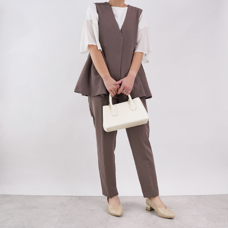 リリオブランコ Lirio blanco パンプス ポインテッドトゥ 4cm 太ヒール チャンキーヒール 25春夏新作 走れる 痛くない 黒 歩きやすい 脱げない レディース 結婚式 柔らかい フォーマル バイカラー 靴 （パールベージュ） パールベージュ