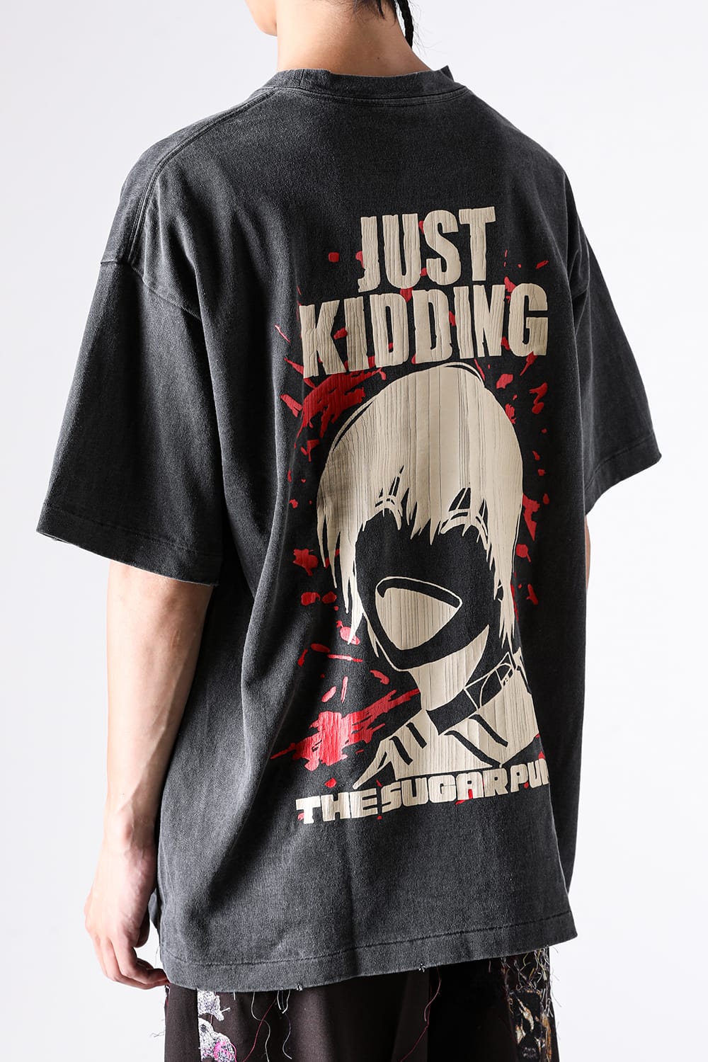 ザ シュガー パンチ THE SUGAR PUNCH x SAKAMOTO DAYS Short Sleeve T-Shirt (NAGUMO) （Black） Black