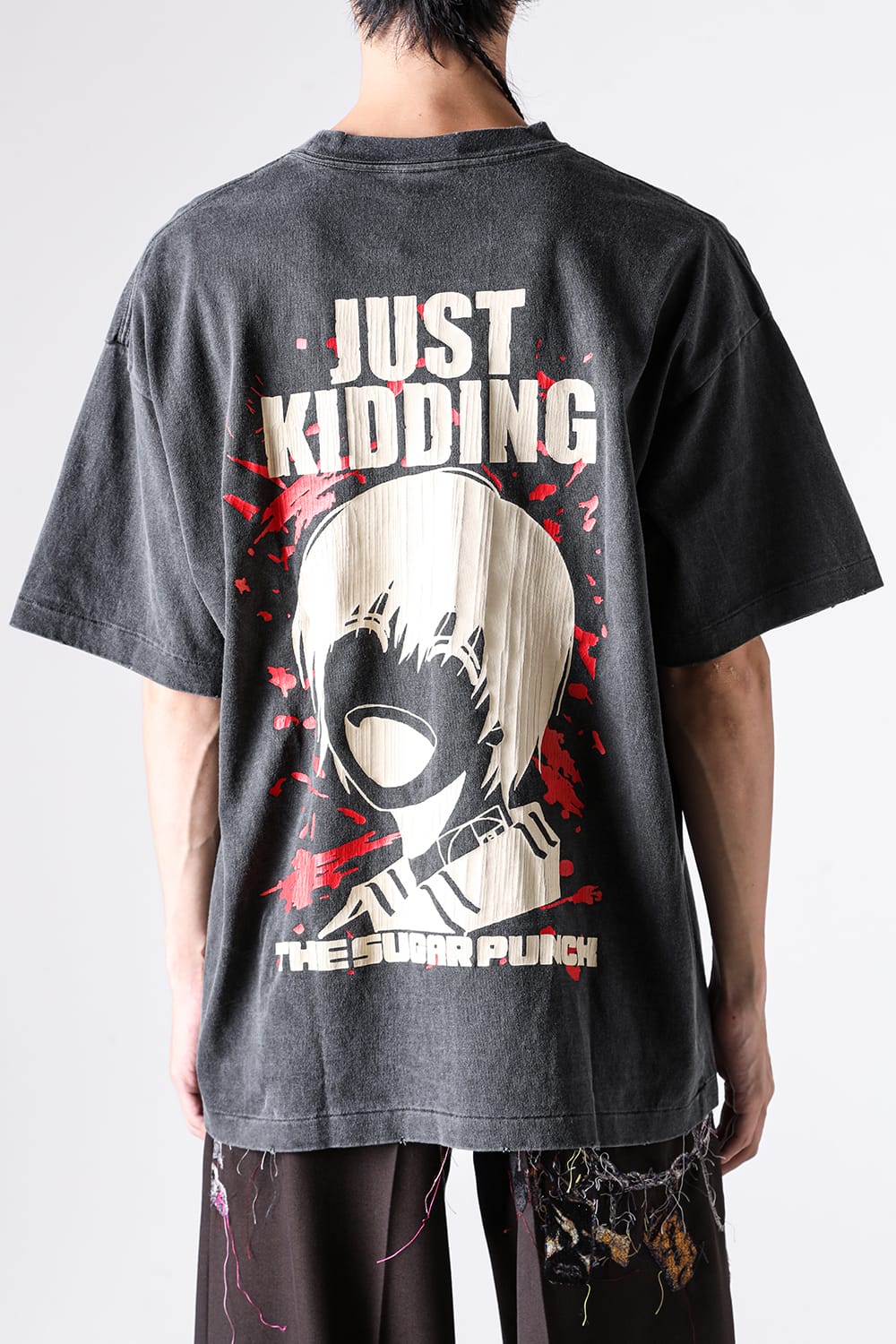 ザ シュガー パンチ THE SUGAR PUNCH x SAKAMOTO DAYS Short Sleeve T-Shirt (NAGUMO) （Black） Black